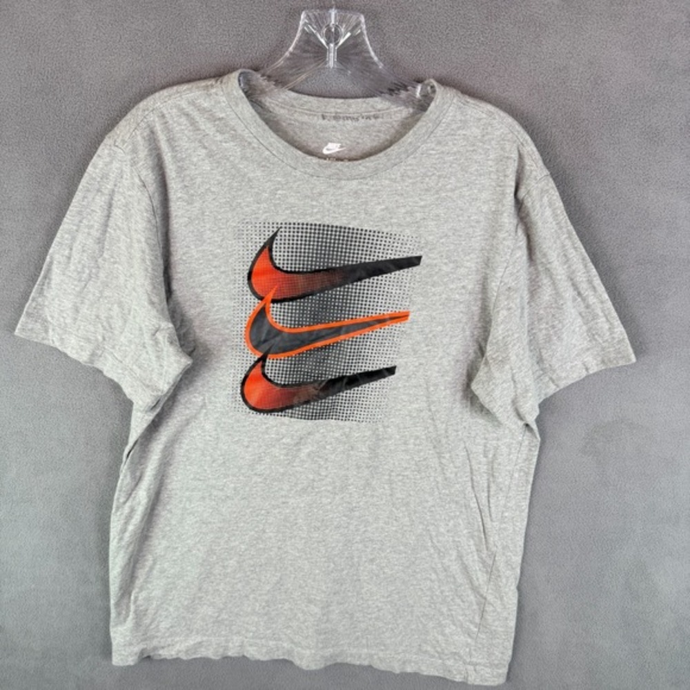 The‎ Nike Tee Mens Medium Triple Check Sports Athleisure Gym Workout Training